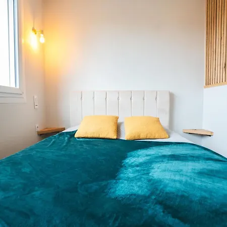 Le Golden Gare Sncf - Calme Apartmán Laval (Mayenne)