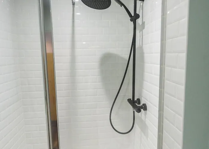 Le Golden Gare Sncf - Calme *