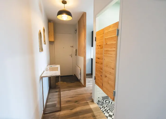 Le Golden Gare Sncf - Calme Laval (Mayenne)